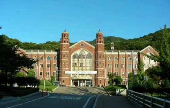 韩国外国语大学